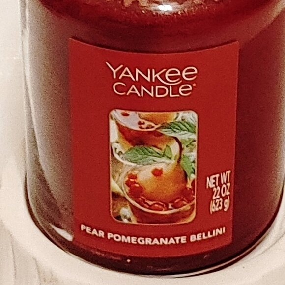 Yankee Candle Pear Pomegranate Bellini Jar Candle BNWT 22oz - Picture 2 of 5